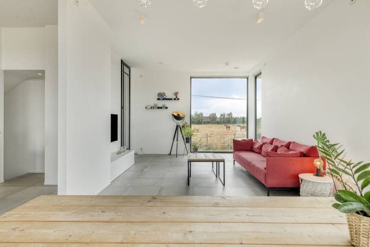 High-quality finished villa for sale in a quiet location