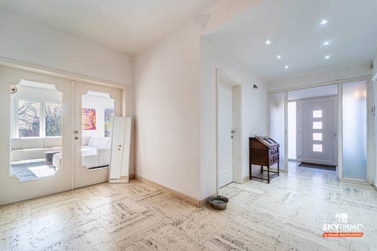 SPACIOUS 3-FACADE HOUSE – 5BR – 600 SQM – LAEKEN !