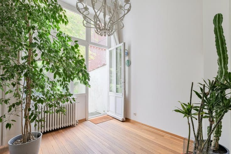 EU Quarter - Magnificent 6-bedroom house with garden