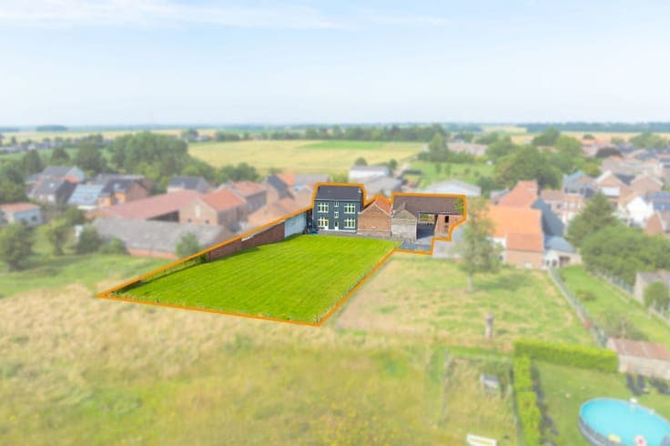House in Othee