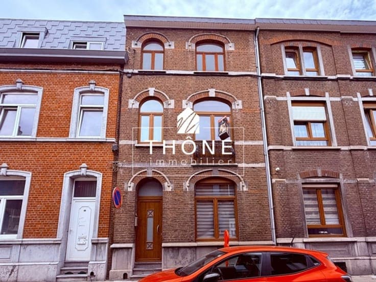 Grande maison de 5 chambres avec extérieur
