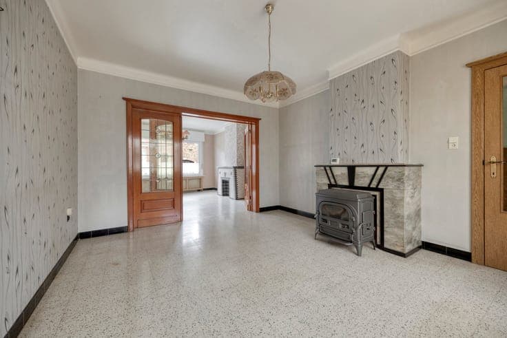 3-Bedroom Home with Full Basement in Tienen