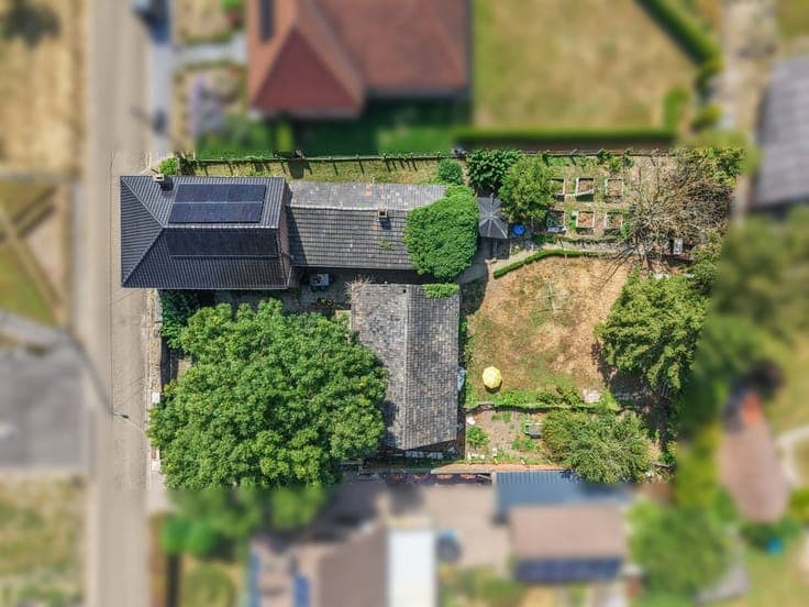 UNIEKE RENOVATIEKANS OP EEN RUIM PERCEEL VAN 988 M² IN BO...