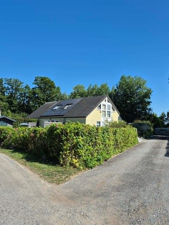 House in Froidchapelle
