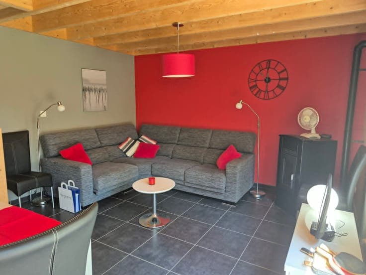 House in Froidchapelle