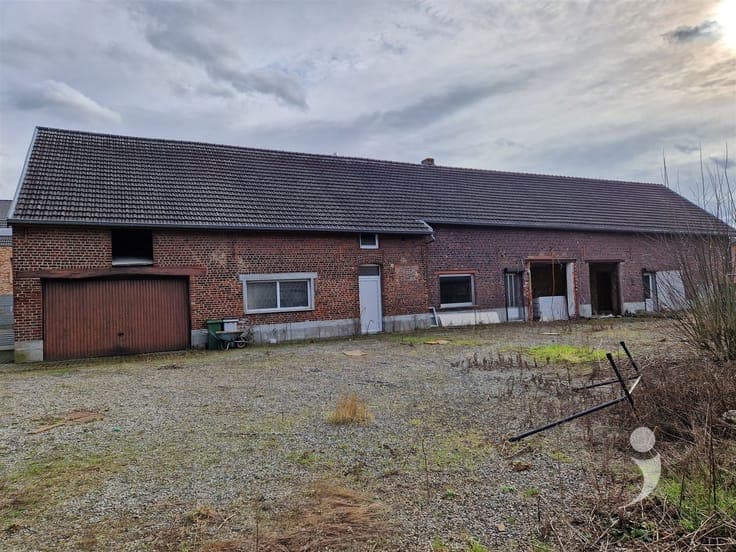 Ruime hoeve met veel potentieel