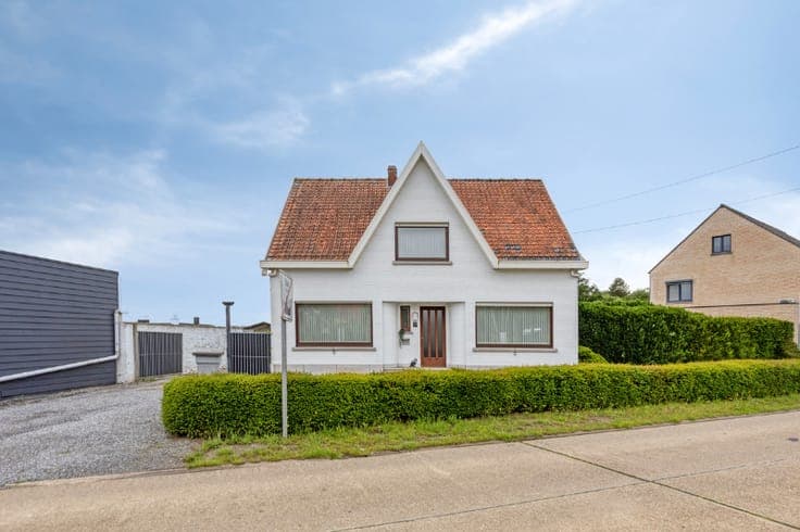 Instapklare woning met 4 slaapkamers in het rustige groen...