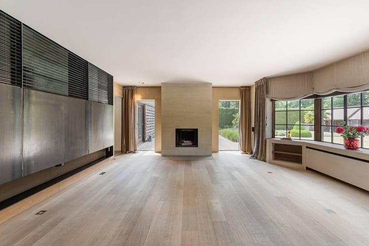 Exclusive design villa in a prime location in Sterrebos