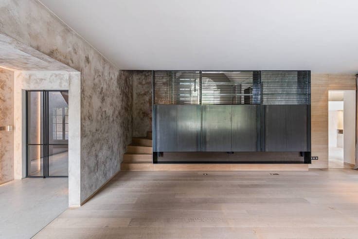 Exclusive design villa in a prime location in Sterrebos