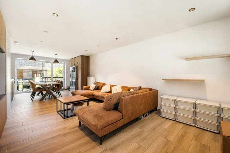 Turnkey home with 3 bedrooms, driveway for 2 cars, and gara