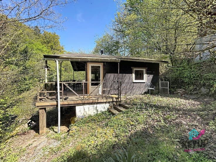 Renovated chalet with a 20 m² terrace.