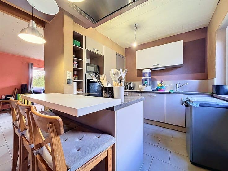 CHARMING 4-BEDROOM VILLA - GARDEN - GARAGE