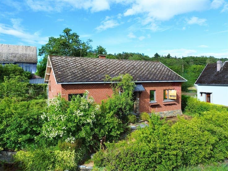 CHARMING 4-BEDROOM VILLA - GARDEN - GARAGE