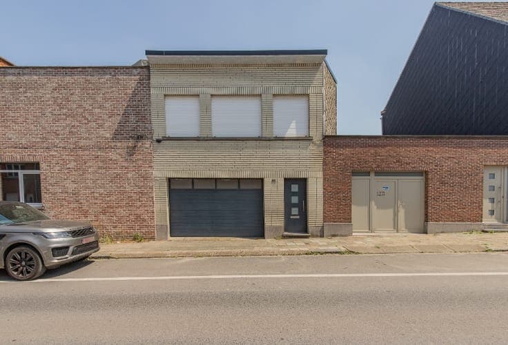 Surprisingly spacious and refined split-level home with e...