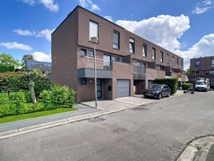 semi-detached house 4 bedrooms