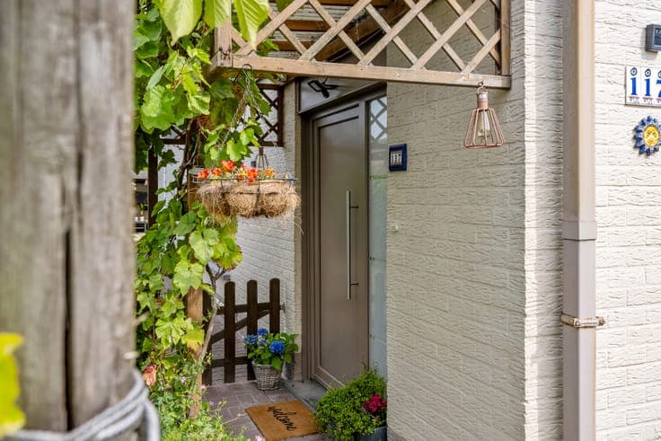 Energy-efficient 3-bedroom house with a garden