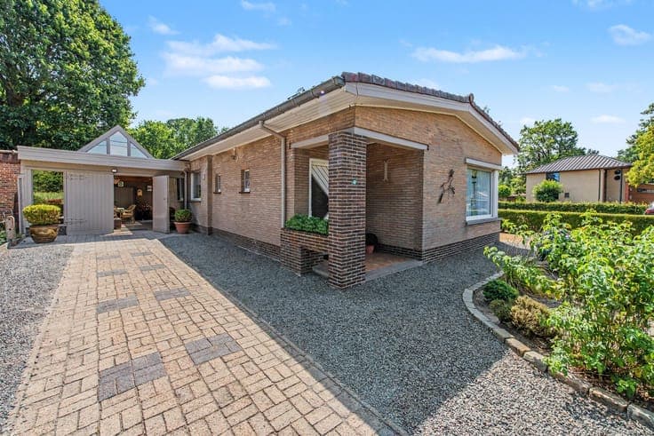 Bungalow