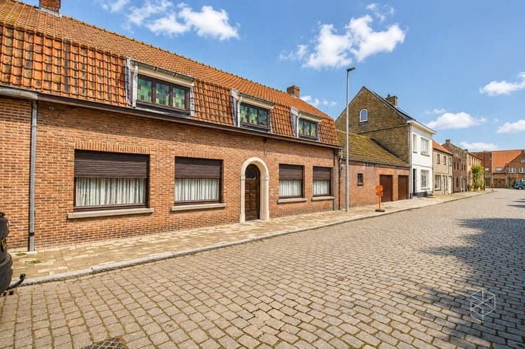 Uniek renovatieproject in Middelburg, gelegen op een groo...