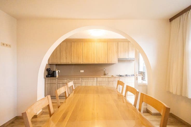 Bright 4-bedroom turnkey house