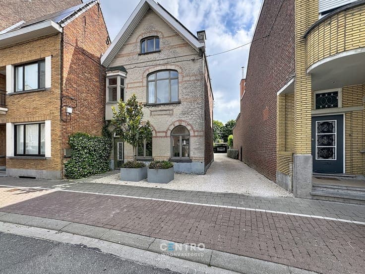 Uiterst CHARMANTE woning te Tielt met 4 slpks, leuke tuin...