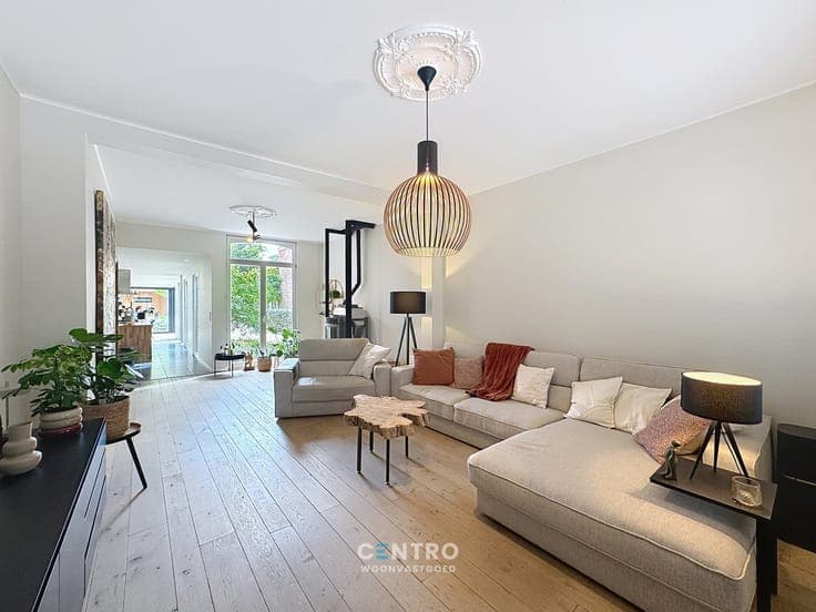 Uiterst CHARMANTE woning te Tielt met 4 slpks, leuke tuin...