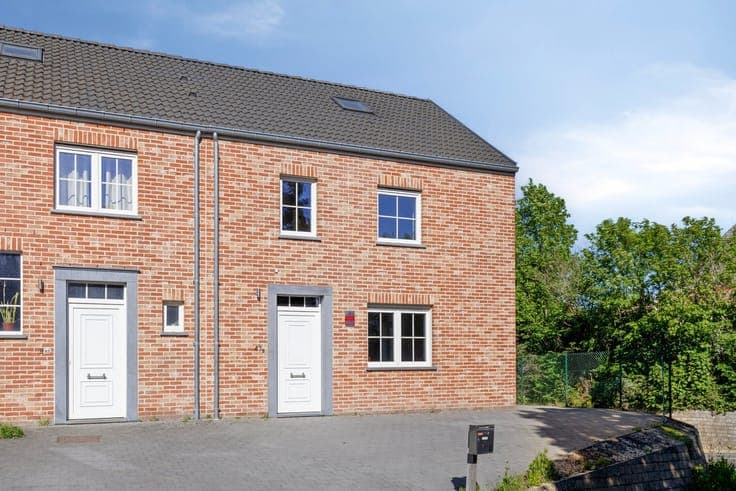 Fully renovated home in 2012