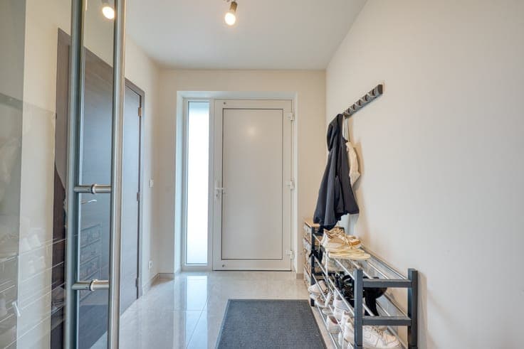 Goed gelegen woning met 4 slaapkamers, garage en ruime tuin