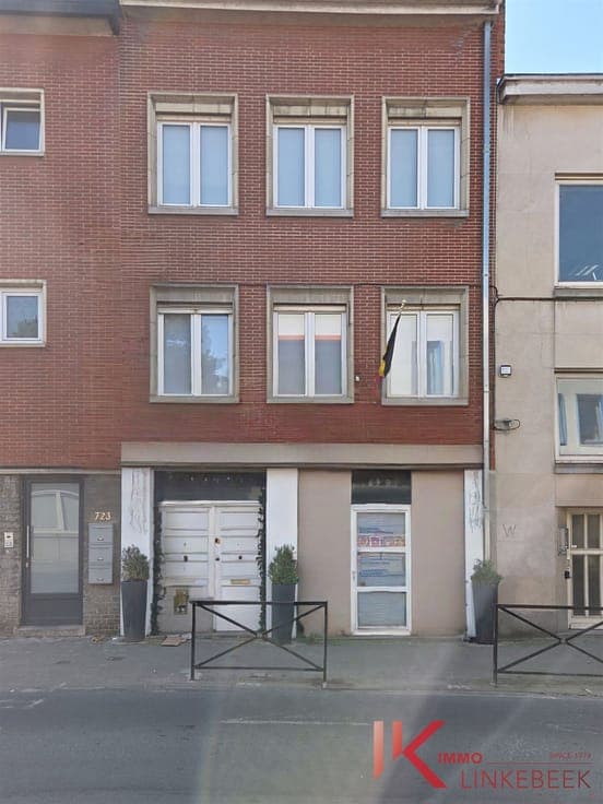 Mixed building