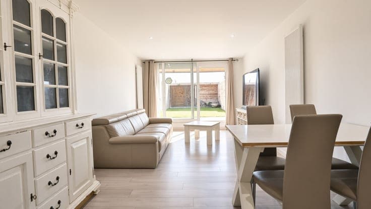 Te koop: Instapklare rijwoning met uitzicht op de velden...