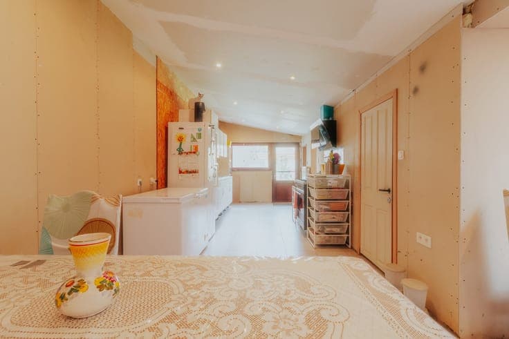 Interessante GEZINSWONING met 4 slaapkamers én met tuin t...