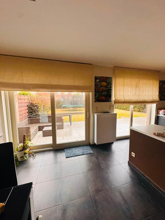 Spacious 4-Bedroom Family Home with Garage & SW Garden