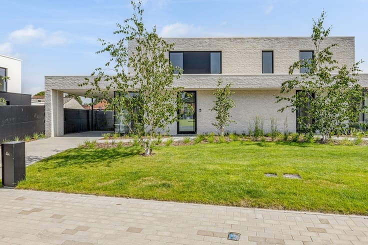 Moderne nieuwbouwwoning met hoogwaardige afwerking in Sin...
