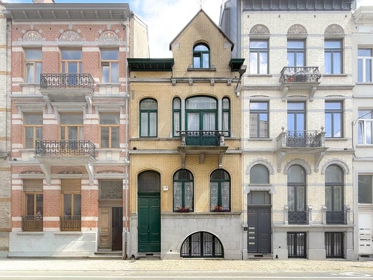 Cinquantenaire - Magnificent 6-bedroom house with garden