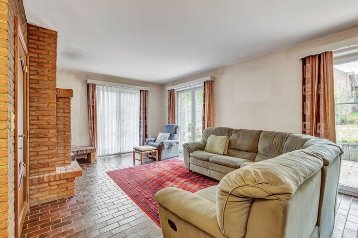 Stately villa with 4 rooms, garden, on quiet cul-de-sac