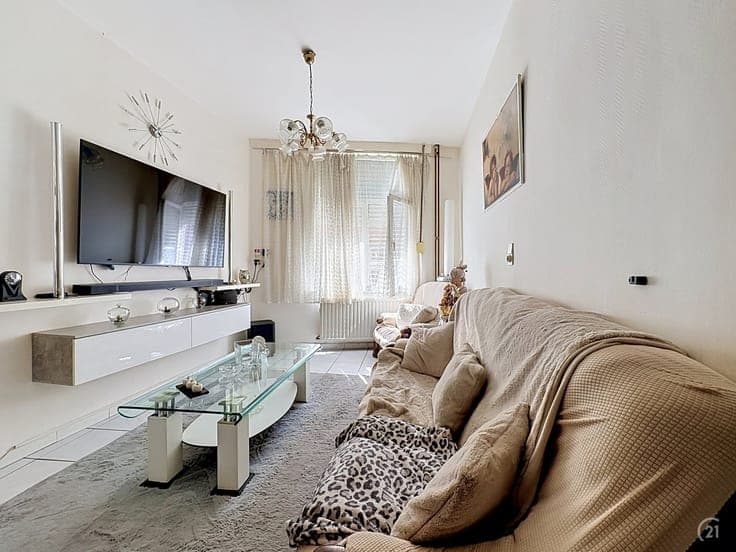 Maison 3 chambres actuellement louée proche des commerces à