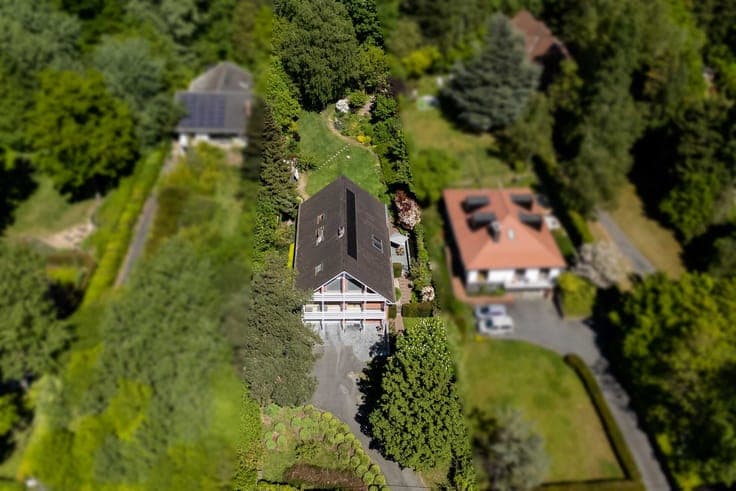 Unique villa with sublime view located in Marke