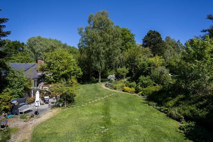 Unique villa with sublime view located in Marke