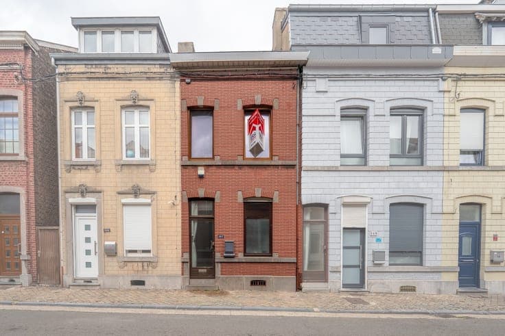 2-Bedroom House with garage, attic and cellar