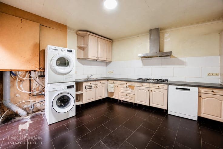 4-bedroom house for sale in Gosselies