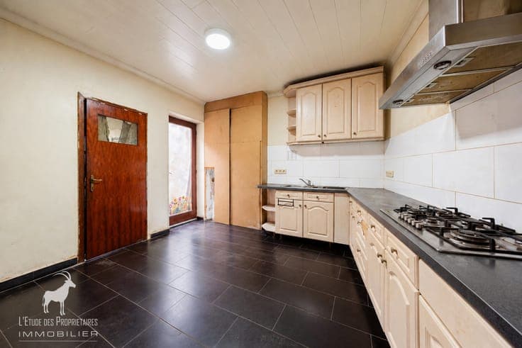 4-bedroom house for sale in Gosselies