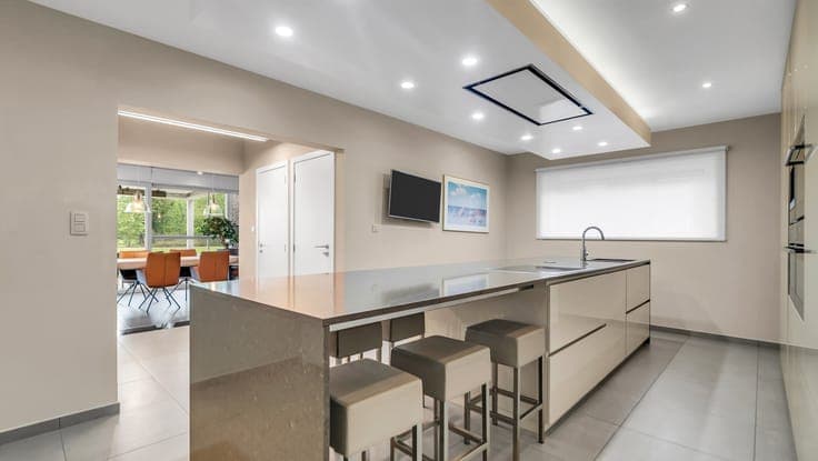 Energiezuinige villa met 4 slaapkamers op een perceel van...