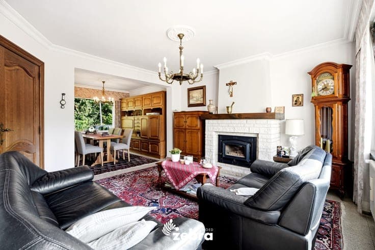 Ruime gezinswoning met 3 slaapkamers, ingerichte zolder, ...