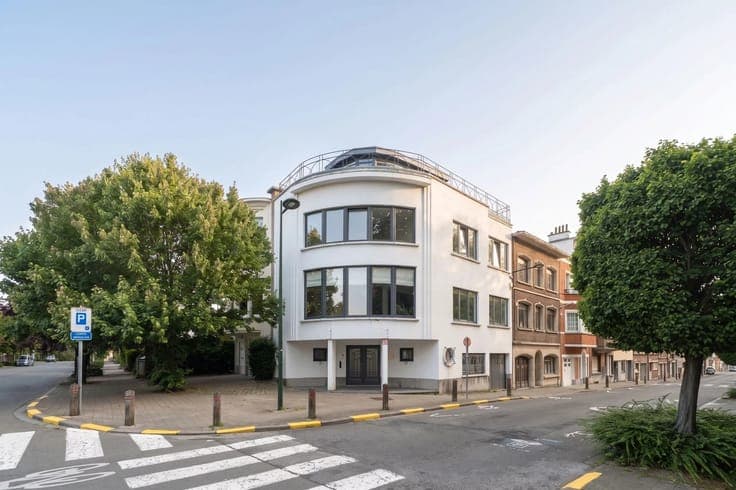 WSP: superb Art Deco house