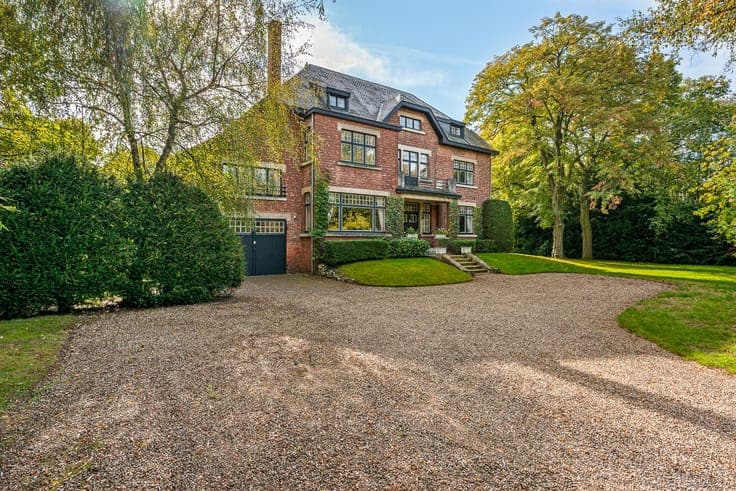 Authentic engineer's house with exceptional living space, p