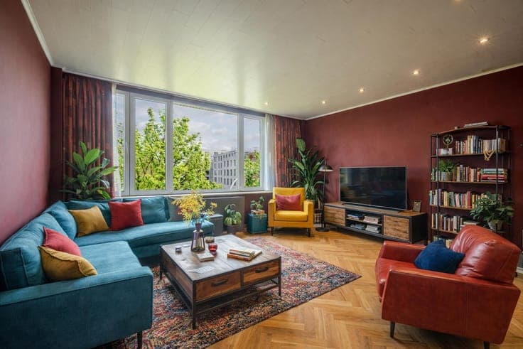 Versatile 4-bedroom house with garage in Ghent