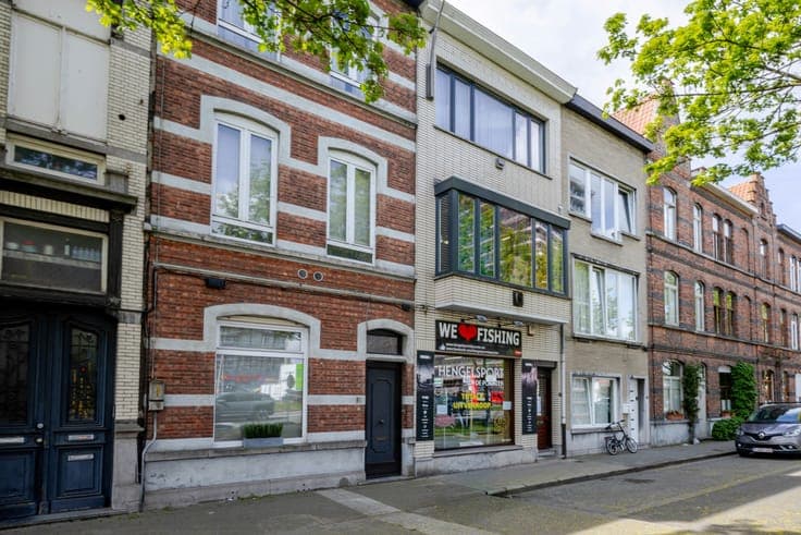 Versatile 4-bedroom house with garage in Ghent