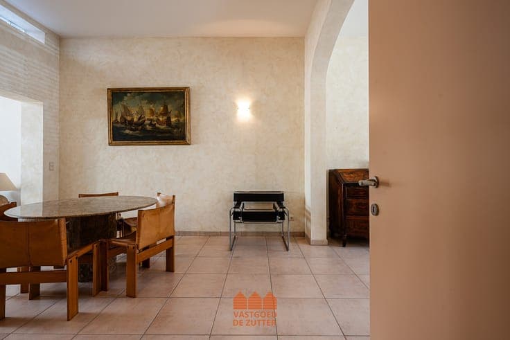 Karaktervolle Art-Decowoning met stadstuin in het gegeerd...