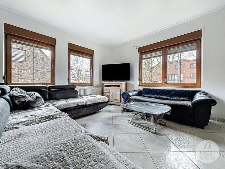 🏠 Villa 470 m², 6 chs, jardin de 1.057 m², Liège, PEB:B !