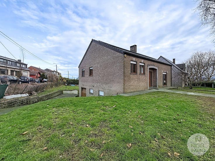 🏠 Villa 470 m², 6 chs, jardin de 1.057 m², Liège, PEB:B !
