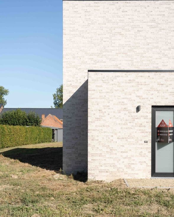 14 WONINGEN